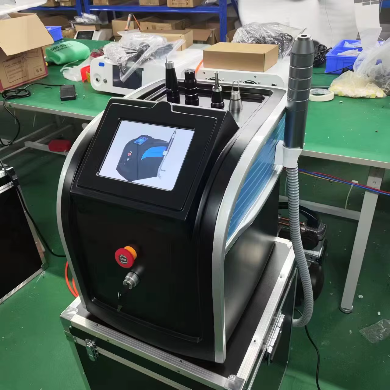 Pico Nd YAG 1064nm Tattoo Laser Removal Machine - Skin Whitening &amp; Picosecond Q-Switch Technology - Portable Laser Device in Pakistan